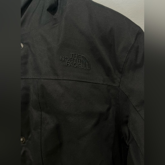 The North Face Women's Downtown Parka - Picture 4 of 7